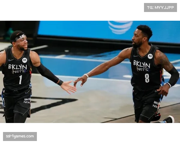 “特写：生涯最后一季？篮网老将本·西蒙斯接受专访，坦承背伤困扰与未来规划”